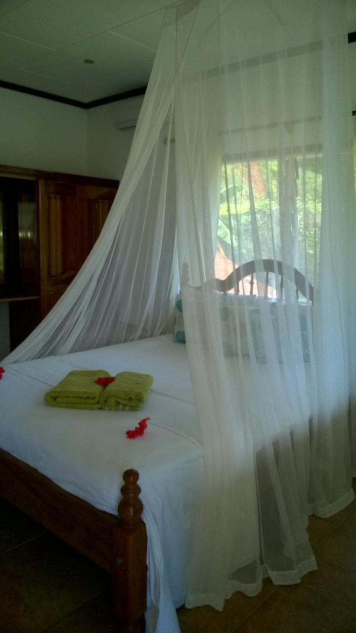 La Bel Zilwaz Guesthouse La Digue Exterior foto